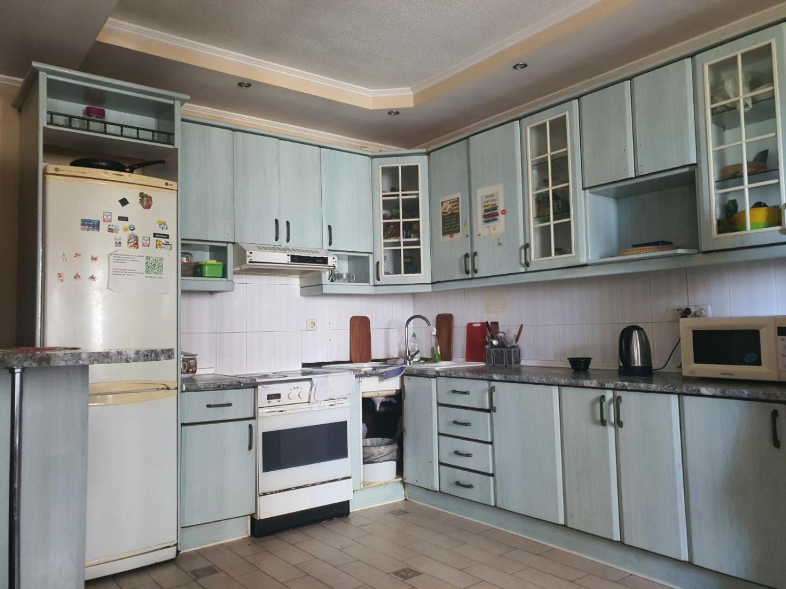 Хостел Оболонь Kiew Exterior foto